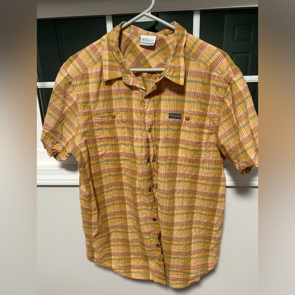 Columbia button down short sleeve